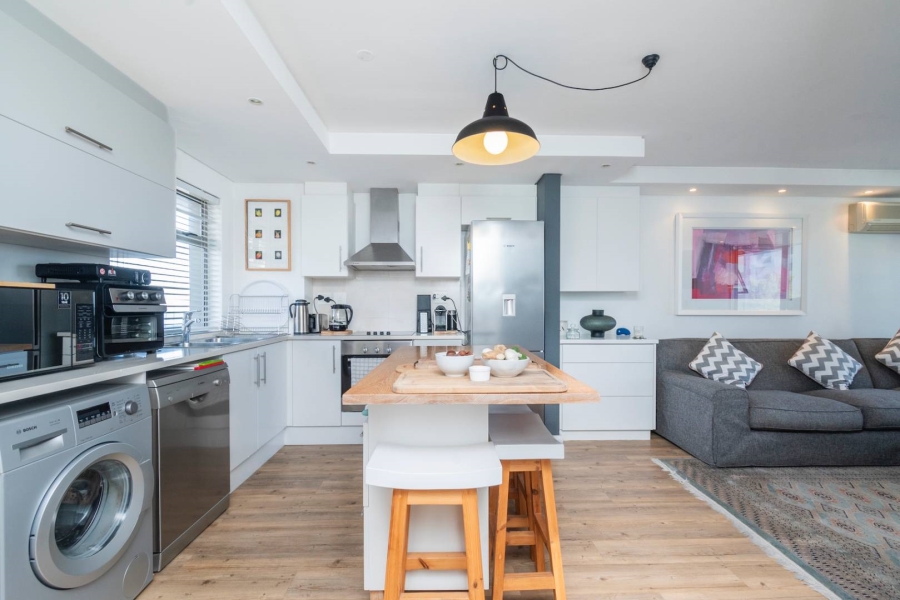 2 Bedroom Property for Sale in Sea Point Western Cape